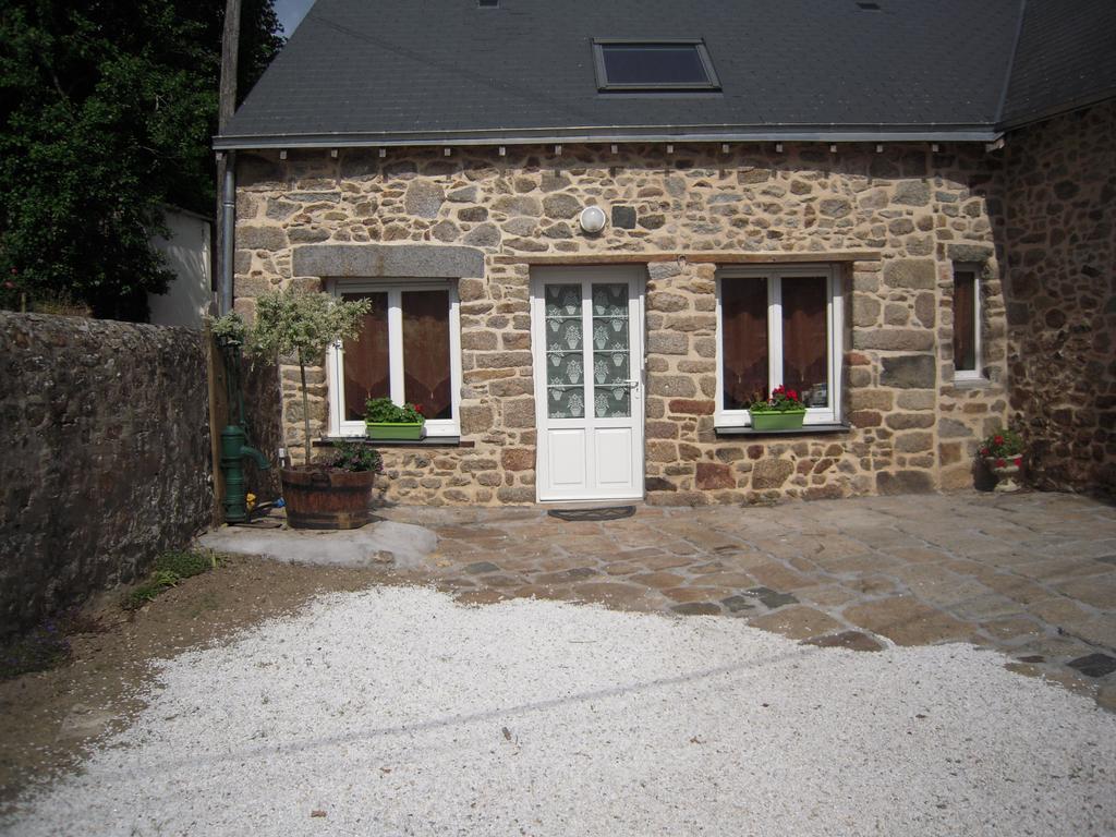 Gite La Forge Villa Alexain Exteriör bild